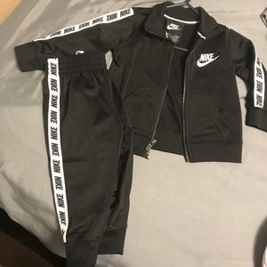 Infant Nike set